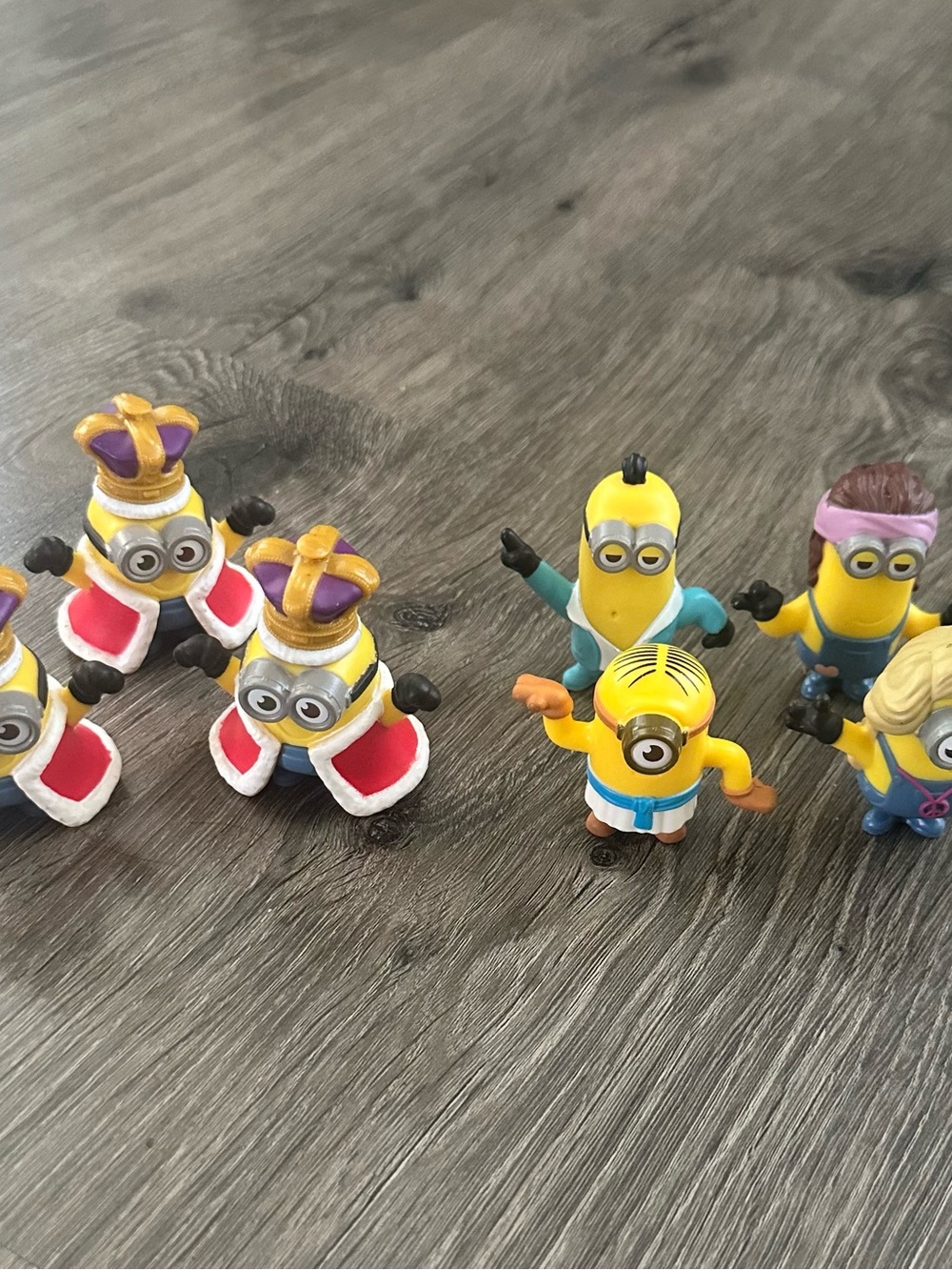 Minions Collectible Toy Figures Set  if 7 - Yellow